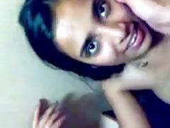 Filmulete potno bruneta sexy