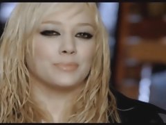 Poze cu fete golae cumming pe hilary duff hilary duff cântă la ea cums